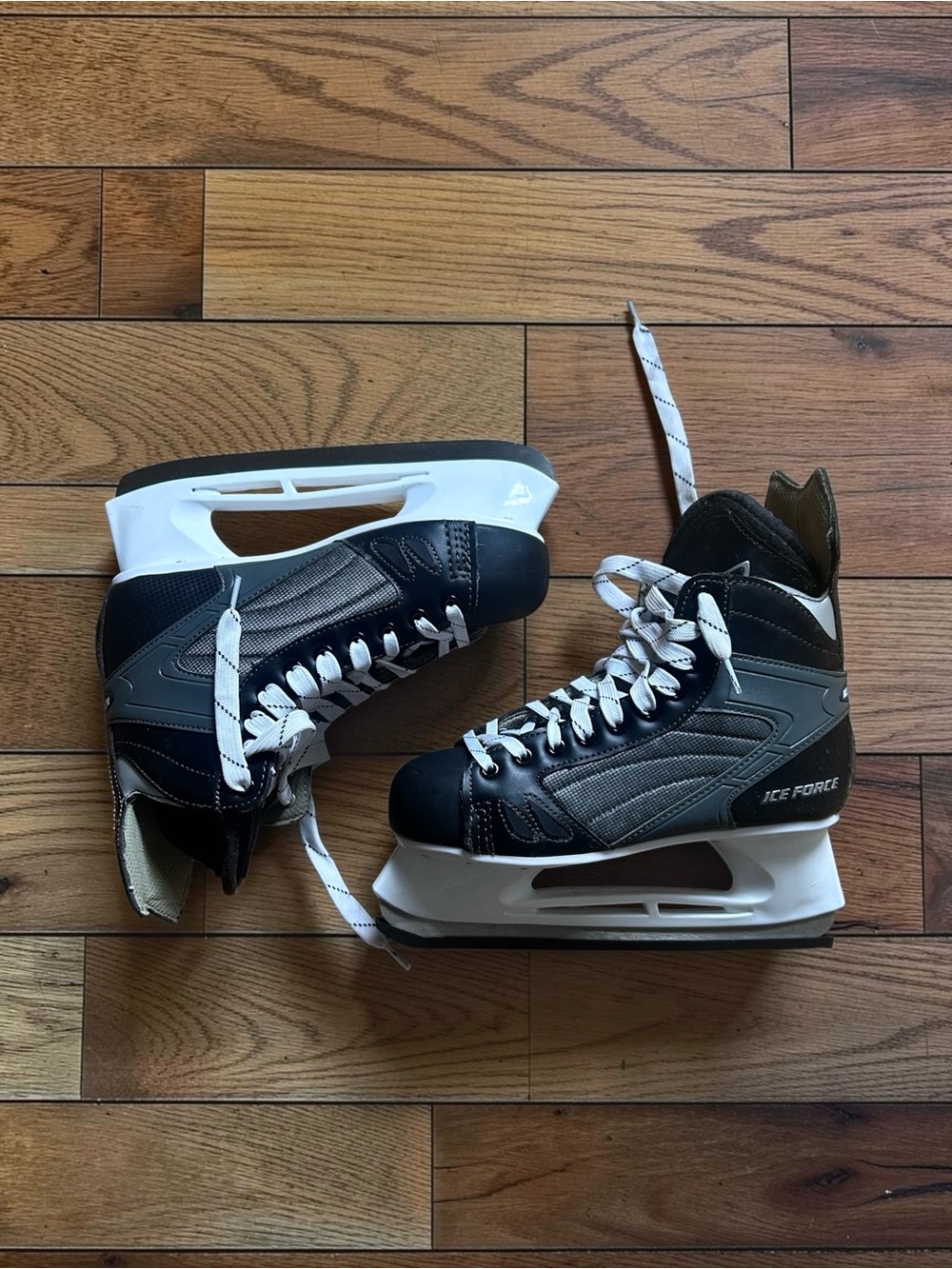 Men’s American Athletic Ice Force Hockey Ice Skates Black Gray US Size 9